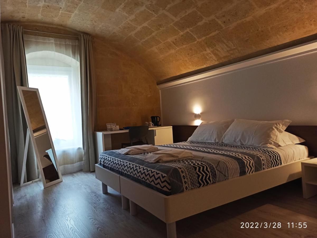 Hotel In & Out Matera Exteriér fotografie